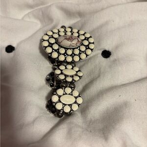 Elegant Cream and Silver Women's Bracelet